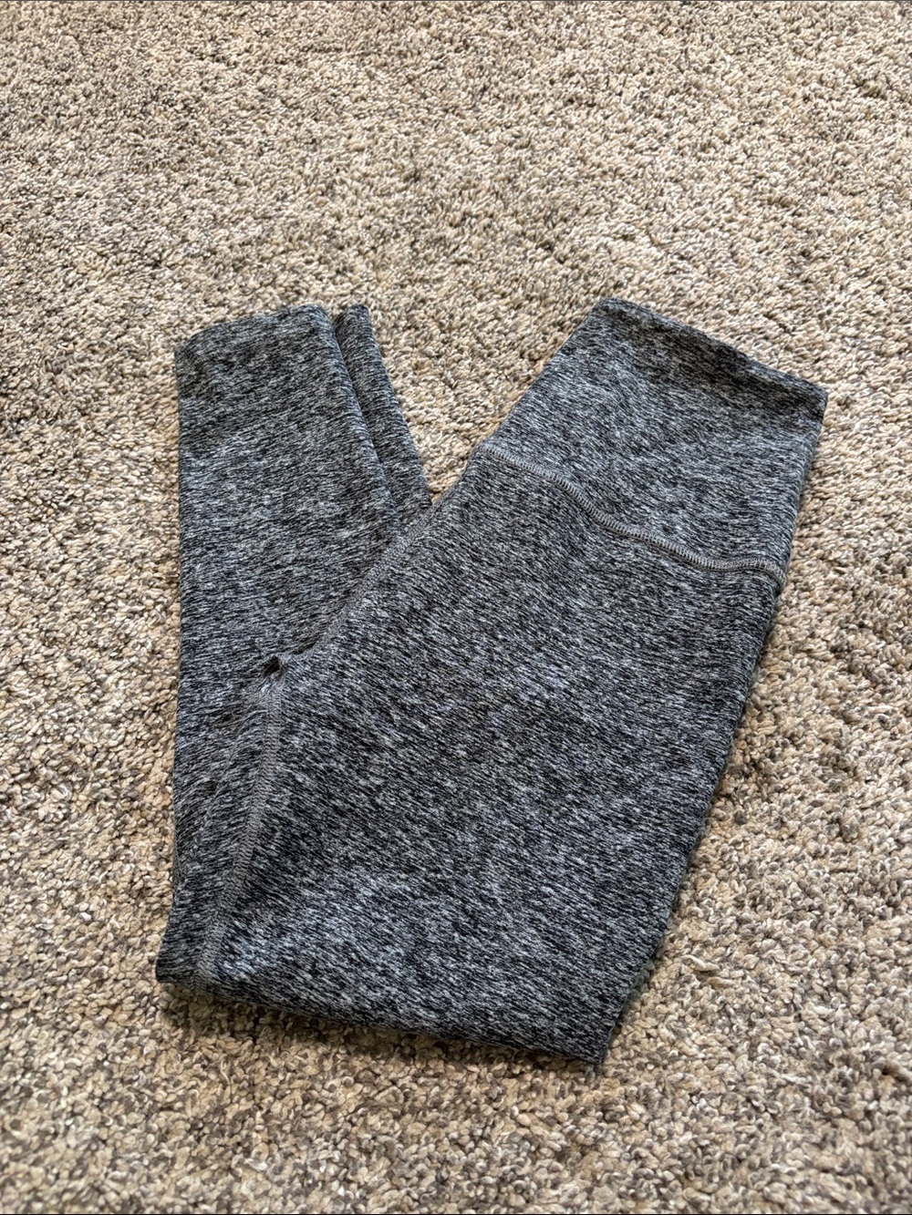 Beyond Yoga Spacedye Cropped Leggings size medium (19”) - Picture 1 of 5